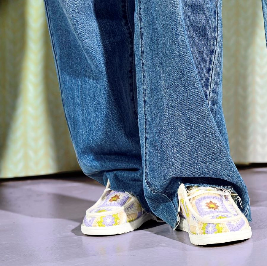 Alternative view of Wendy Cottage Crochet - Egret/Lavender/Multi